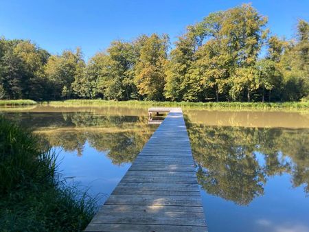 terrain de loisirs de 1 68 hectare avec étang et projet de construction