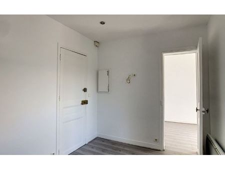 location appartement  19.49 m² t-2 à joinville-le-pont  649 €