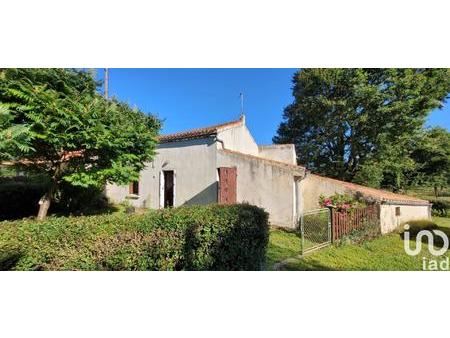 vente maison à amailloux (79350) : à vendre / 60m² amailloux