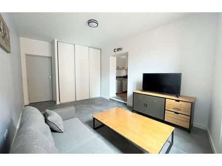 location appartement 2 pièces 39 m² montauban (82000)