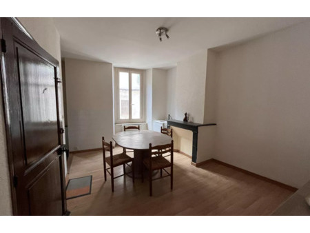 location appartement 3 pièces 50 m² tarascon-sur-ariège (09400)