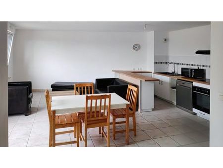 appartement duplex 3 pièces meublé bouaye - ville de nantes métropole - location au mois o