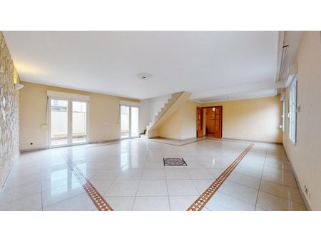 en vente appartement 125 m² – 260 000 € |algrange