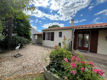 saujon secteur port maison avec garages et jardin