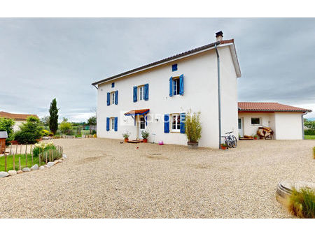 vente maison 5 pièces 173 m² montbrison (42600)