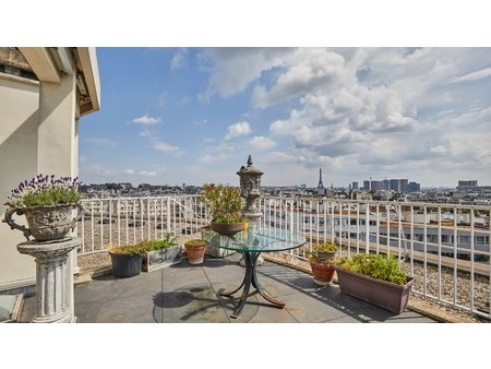 paris 16th district a superb penthouse apartment  paris  pa 75016 residence/apartment for 