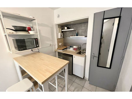 location appartement 1 pièce 15 m² aix-en-provence (13090)