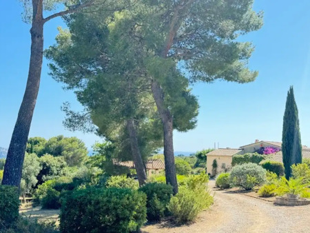 villa avec terrasse la cadière-d'azur (83)