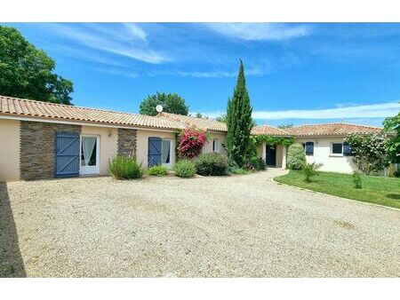 vente maison 8 pièces 207 m² chabournay (86380)