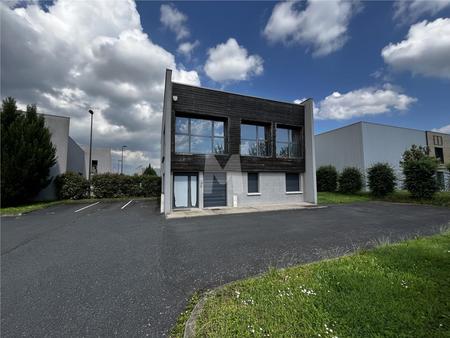 vente d'entrepôt de 205 m² à saint-pierre-du-perray - 91280