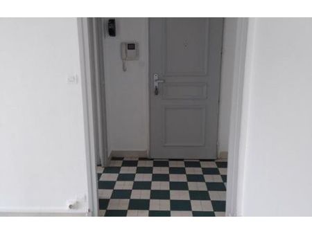 location appartement 3 pièces 53 m² privas (07000)