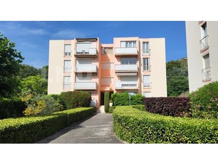 vente appartement t4 avec balcon et cave - le cabot - 13009 marseille