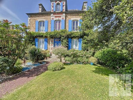 maison bourgeoise pleine de charme à fougerolles du plessis