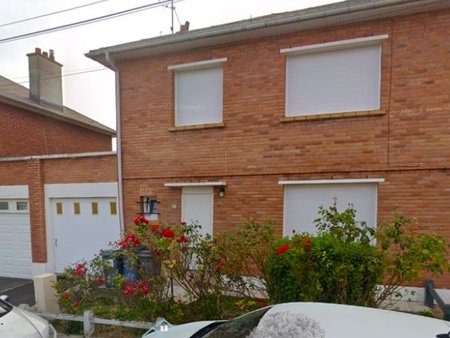 maison rénovée avec jardin et garage