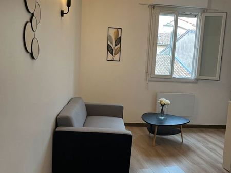 appartement t2 meublé au cœur de la ville