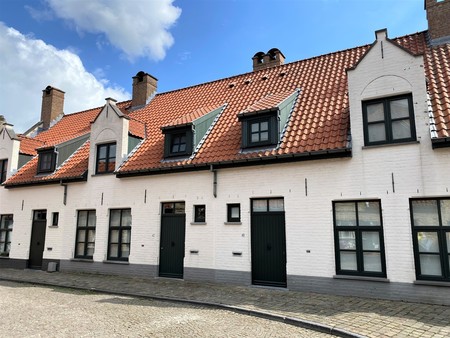 huis te huur in brugge met 3 slaapkamers