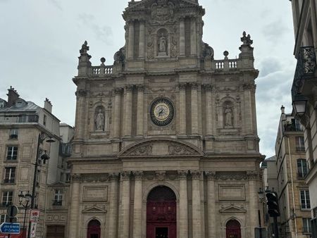 local commercial 60m2 à st paul - marais