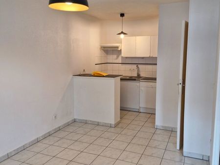 loue appartement t1bis