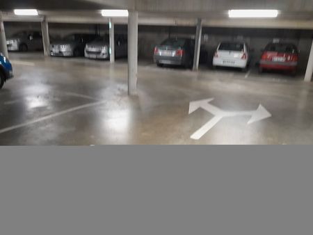 parking saint léon 11 m2 en sous sol sécurisé