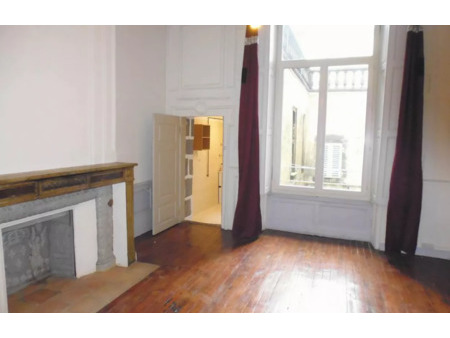 location appartement 2 pièces 54 m² clermont-ferrand (63000)