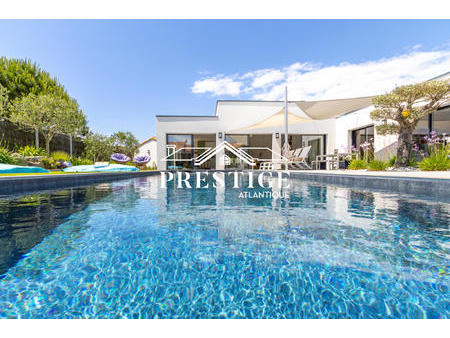 vente maison piscine à préfailles (44770) : à vendre piscine / 241m² préfailles