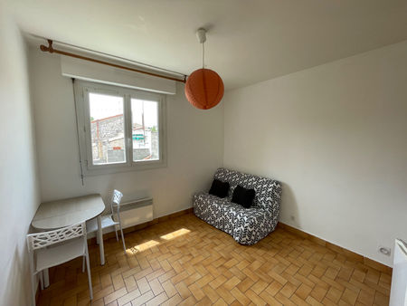 appartement 1 pièce - 15m² - nimes