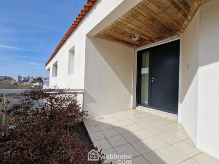 vente maison à la roche-sur-yon (85000) : à vendre / 181m² la roche-sur-yon