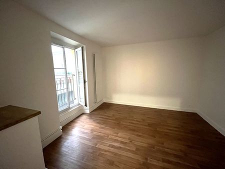 grand studio/ f1 non meublé 26 m2 ivry sur seine