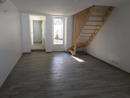 location maison à fontenay-le-comte (85200) : à louer / 60m² fontenay-le-comte