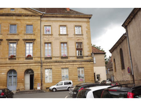 location appartement 5 pièces 85 m² marcigny (71110)