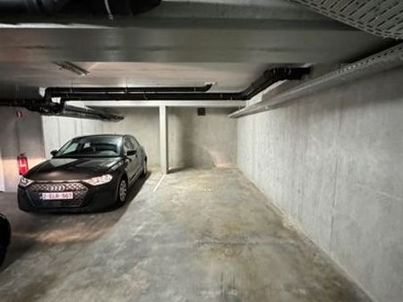 wemmel: place de parking couvert à louer