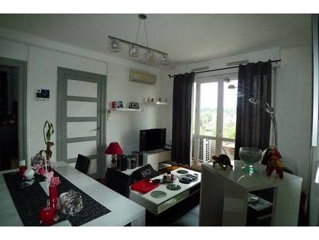 parilly grand 2 pièces 55m2 balcon libre