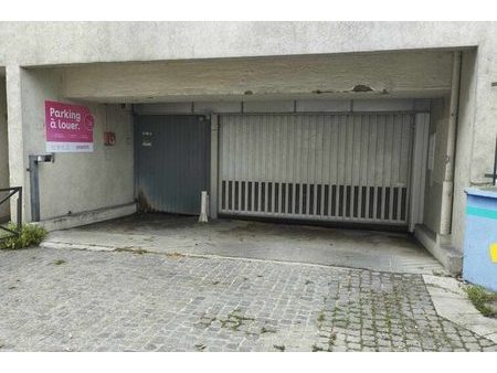 location parking 14 m²