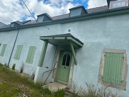 maison + ferme à rénover + terrain