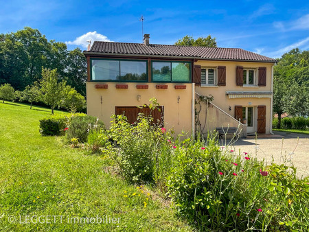 maison familiale 4 chambres  studio indépendant  grand jardin au calme dans gourdon