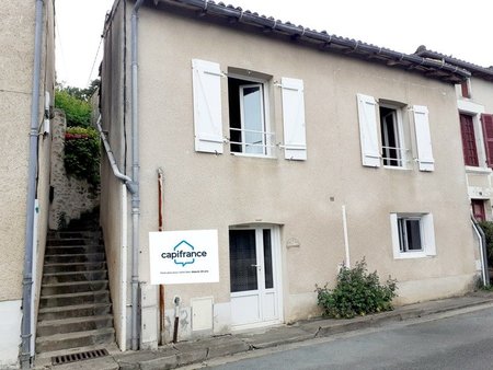 maison en pierre de 59 m2 a liguge 86240