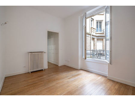 appartement epinettes 1 pièce 26 m2