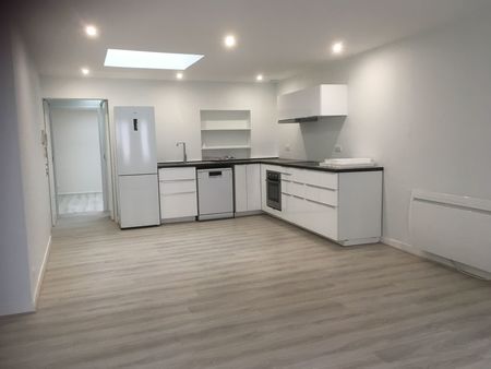 amiens  entre gare et cathédrale grand t2  57 m²