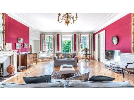 saint-germain-en-laye - a magnificent apartment in a private mansion  saint germain en lay