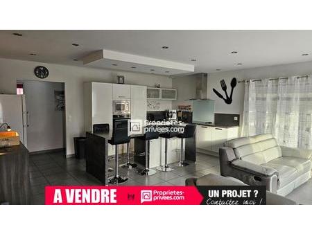 pia maison de plain-pied 4 pièces de 95 m2 avec piscine et garage