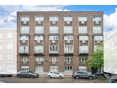 appartement te koop in schaarbeek met 2 slaapkamers