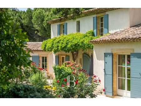 vente maison 8 pièces 239 m² aix-en-provence (13090)