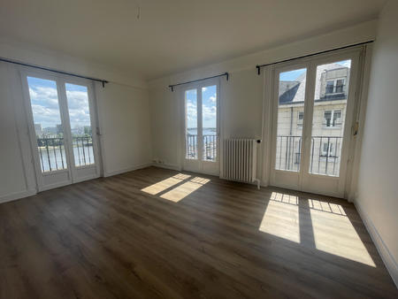 location appartement 3 pièces à nantes (44000) : à louer 3 pièces / 65m² nantes