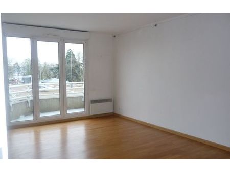 location appartement 1 pièce 30 m² franconville (95130)