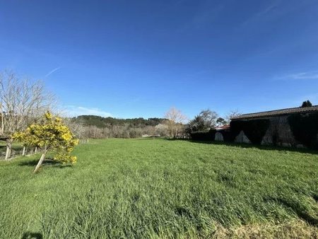 vente terrain à batir 1552 m²