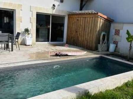 maison/villa vente 3 pièces avensan 82m² - dr house immo