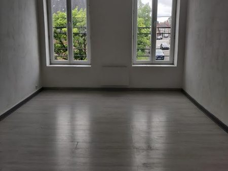 location appartement 4 pièces 84 m²