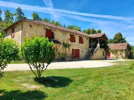 maison/villa de standing à rouffignac saint cernin de r