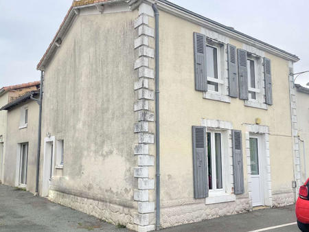 vente maison à saint-maurice-des-noues (85120) : à vendre / 79m² saint-maurice-des-noues