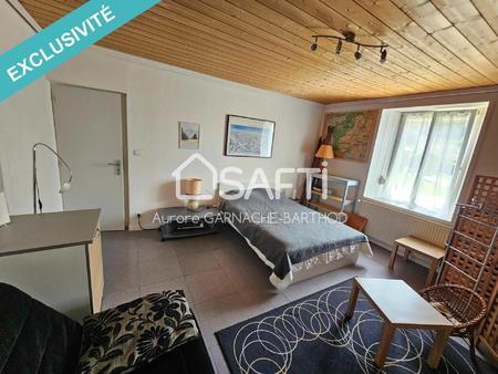 appartement en rez-de-chaussée avec extérieur